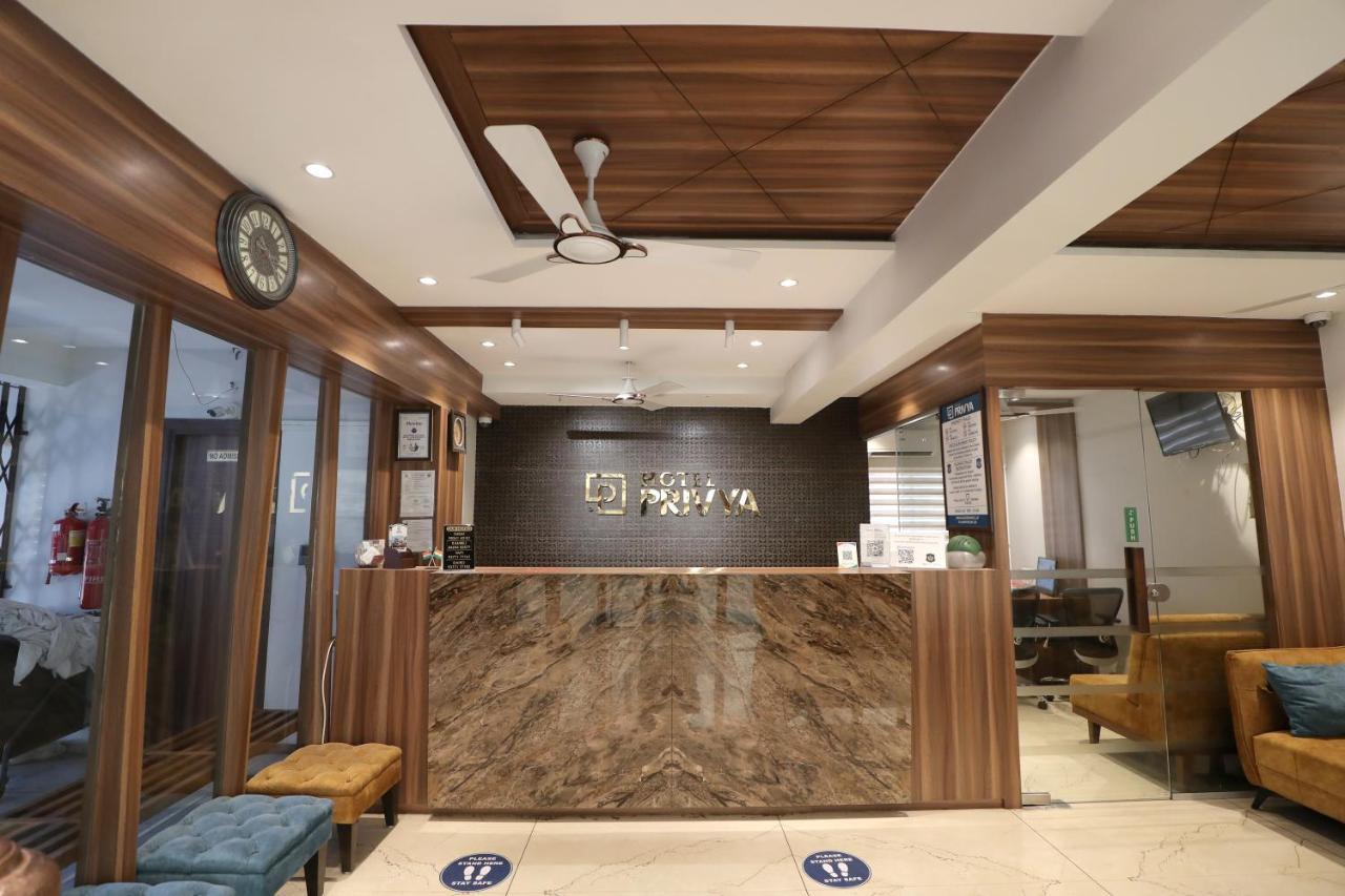 Hotel Privya Rooms And Banquet Сурат Экстерьер фото